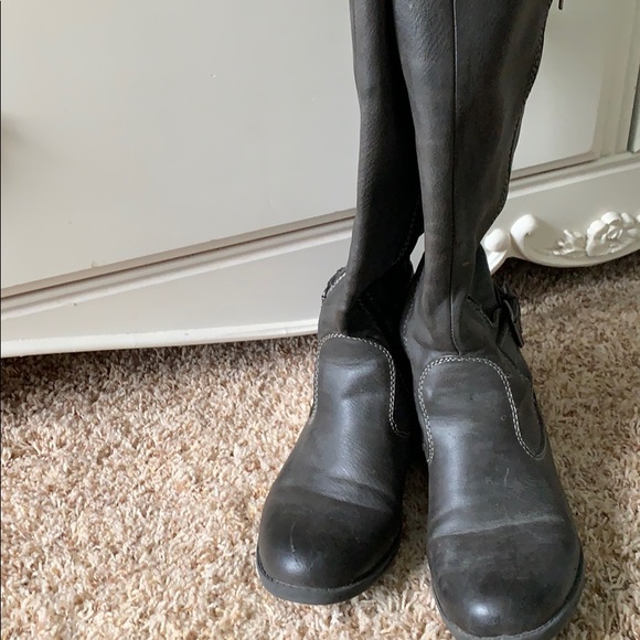 Gray Report Boots - Picture 2 of 5